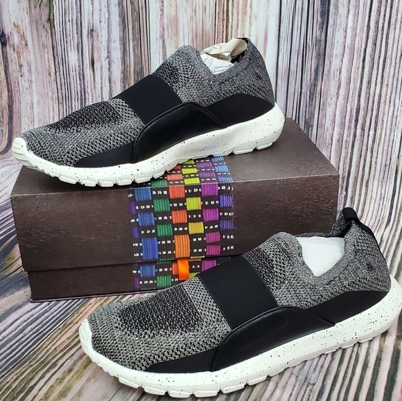 Bernie Mev. Pewter Asako Knit Slip On Sneakers New - Picture 1 of 13